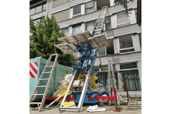 Verhuislift 19,4 meter met draaikrans
