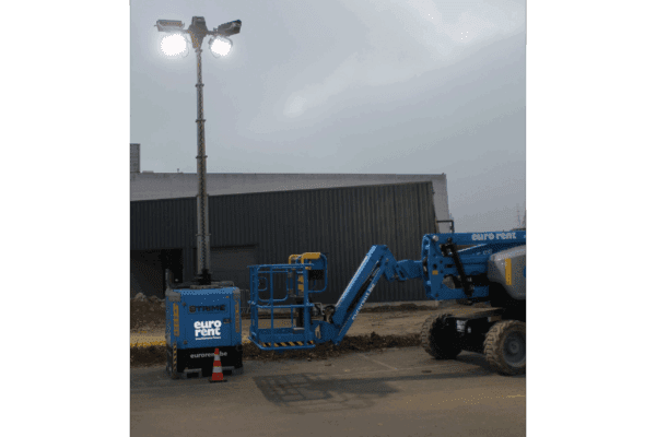 Stationaire lichtmast 4x 300 W LED 8,5 meter incl. aggregaat