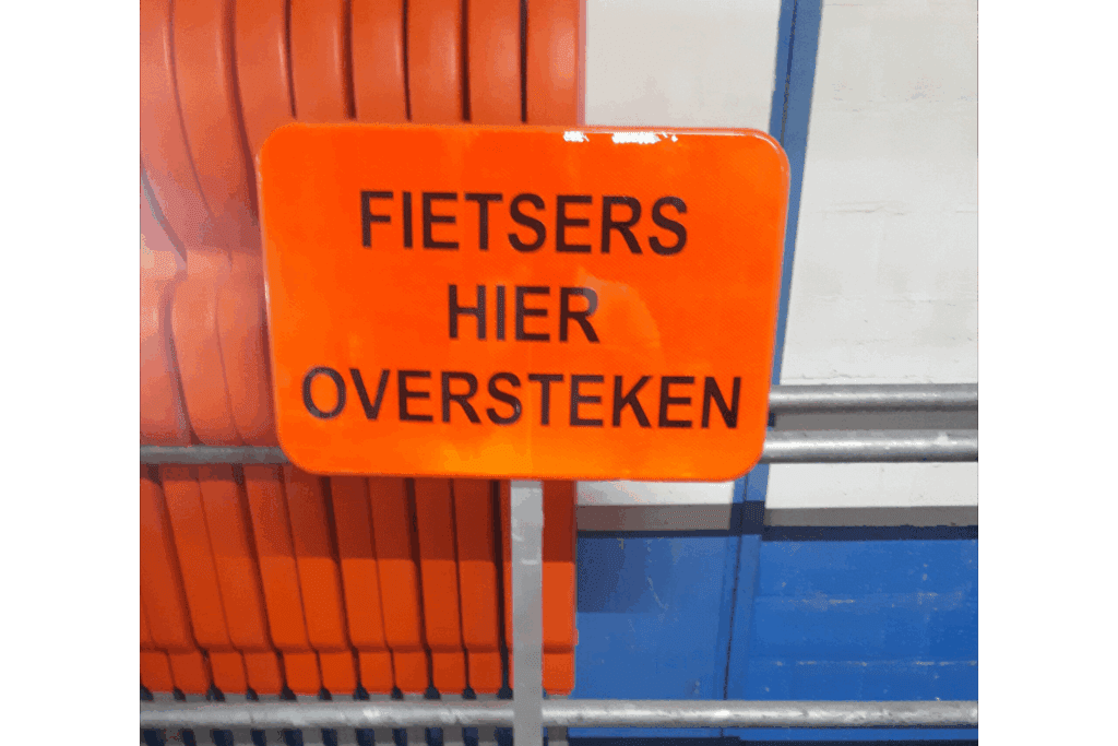 Verkeersbord fietsers hier oversteken