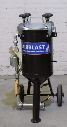 Zandstraal -en luchtgominstallatie 25l  